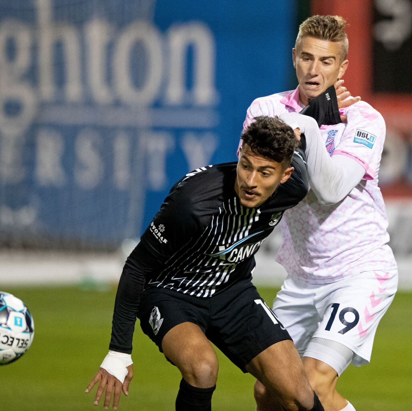 102121-owh-spo-unionomaha-em09.JPG